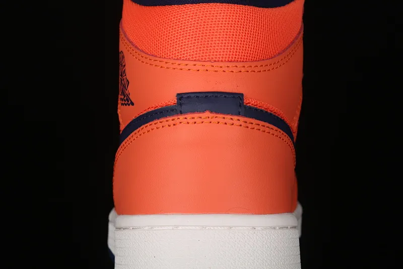 All categories Air Jordan Jordan series basketball shoes Air Jordan 1 Mid Air Jordan 1 Mid AJ1 Joe 1 Zhongbang blue and orange basketball shoes CD7240-801